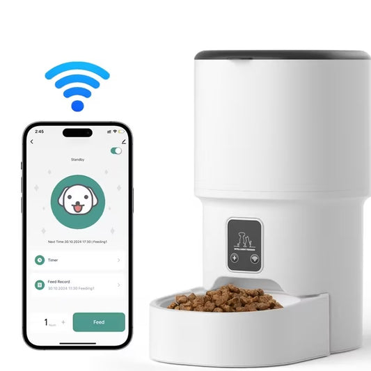 Automatic pet feeder designed for regular cats and dogs